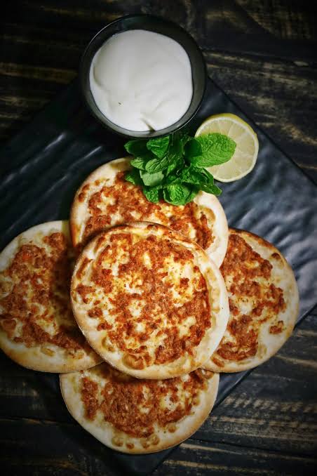 Cheese esfiha